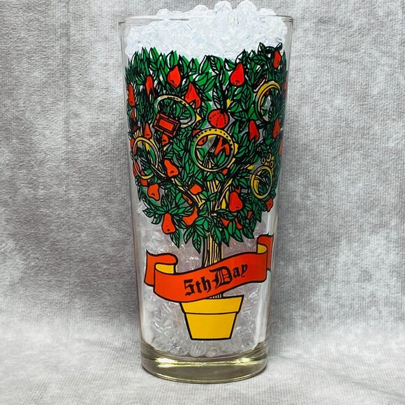 TS&T 12 Days Of Christmas 5th Day Gold Rings Glass 6.25" Tumbler 16oz - Picture 2 of 11